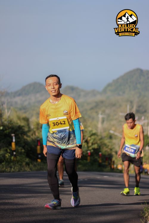 Race photo from Kelud Vertical Challenge 2024