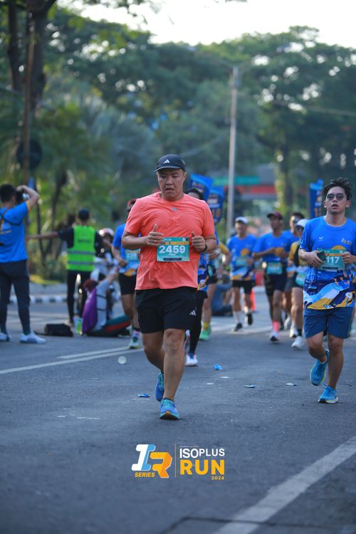 Race photo from Isoplus Run 2024 Surabaya