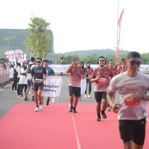 Race photo from KEDIRI HALF MARATHON 2026