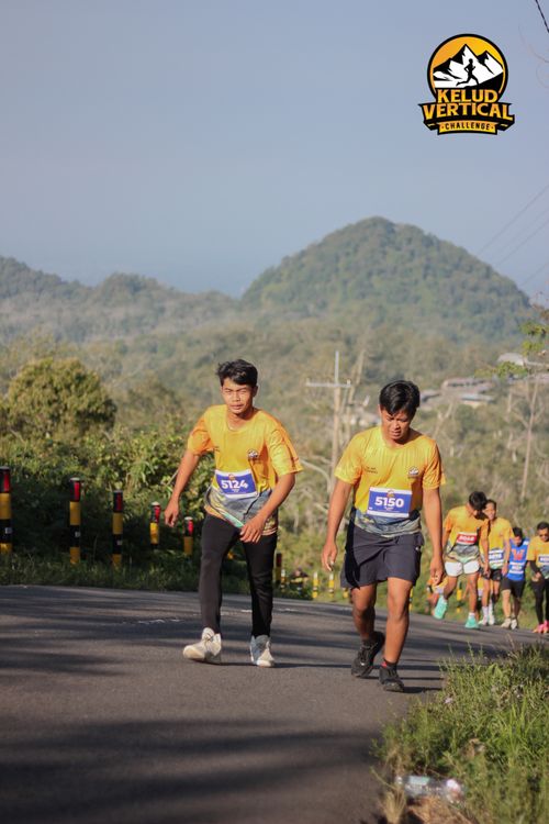 Race photo from Kelud Vertical Challenge 2024