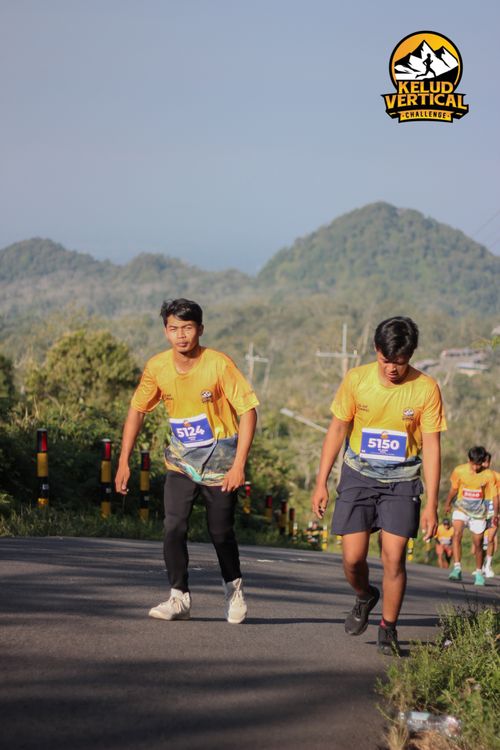 Race photo from Kelud Vertical Challenge 2024