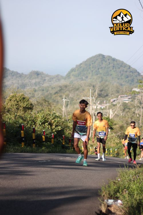 Race photo from Kelud Vertical Challenge 2024