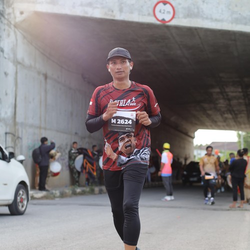 Race photo from KEDIRI HALF MARATHON 2026