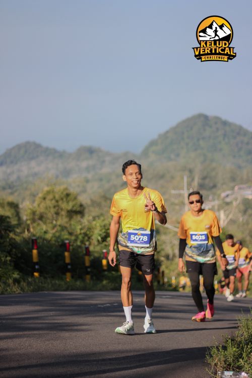 Race photo from Kelud Vertical Challenge 2024