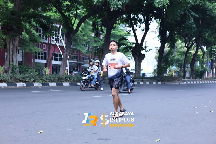 Race photo from SURABAYA ISOPLUS MARATHON 2025