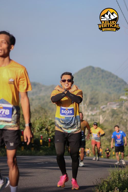 Race photo from Kelud Vertical Challenge 2024