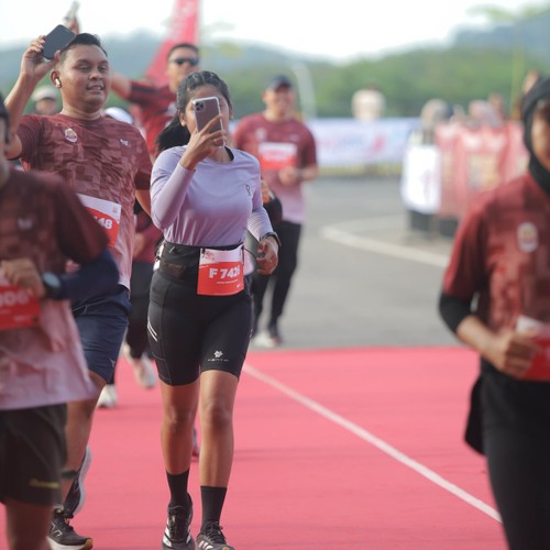 Race photo from KEDIRI HALF MARATHON 2026