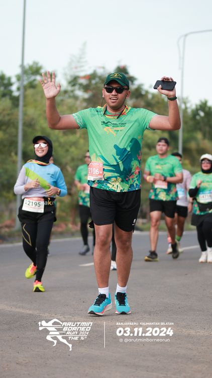 Race photo from Arutmin Borneo Run 2024