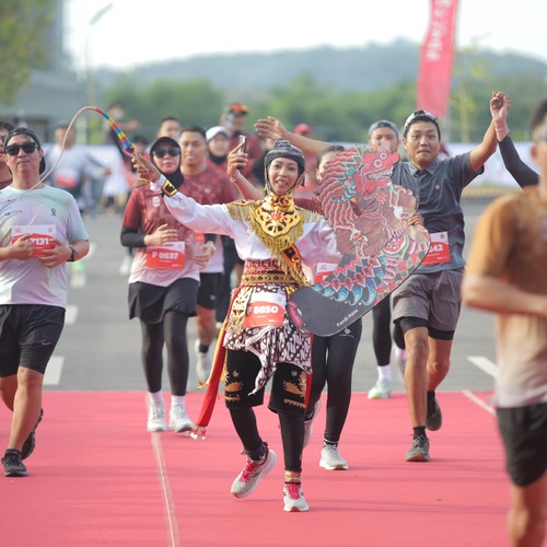 Race photo from KEDIRI HALF MARATHON 2026