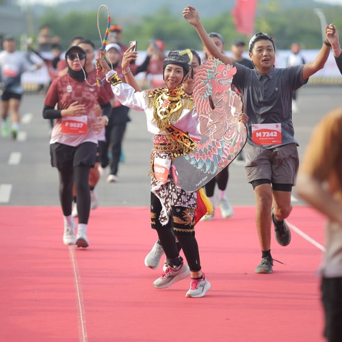 Race photo from KEDIRI HALF MARATHON 2026