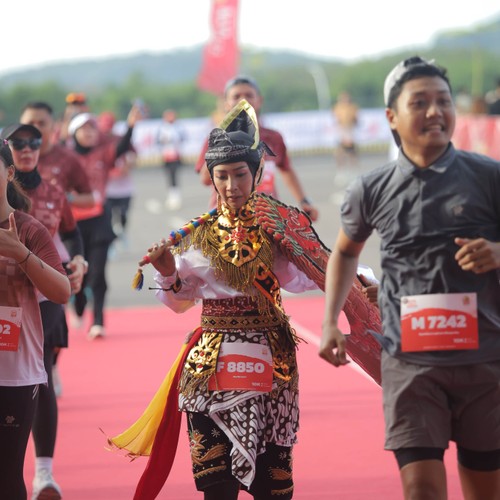 Race photo from KEDIRI HALF MARATHON 2026