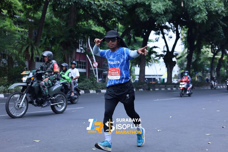 Race photo from SURABAYA ISOPLUS MARATHON 2025