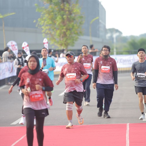 Race photo from KEDIRI HALF MARATHON 2026