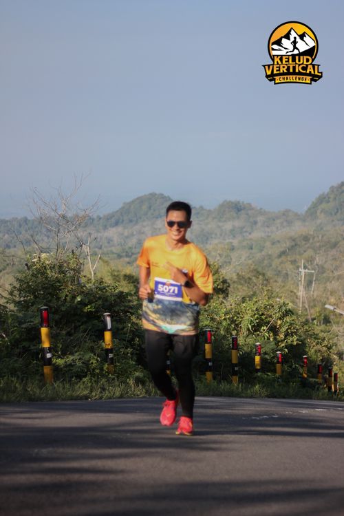 Race photo from Kelud Vertical Challenge 2024