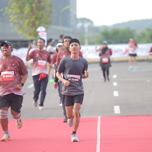 Race photo from KEDIRI HALF MARATHON 2026
