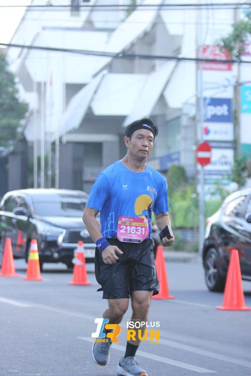 Race photo from Isoplus Run 2024 Surabaya