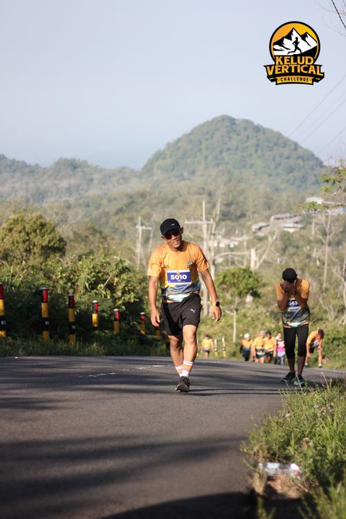 Race photo from Kelud Vertical Challenge 2024