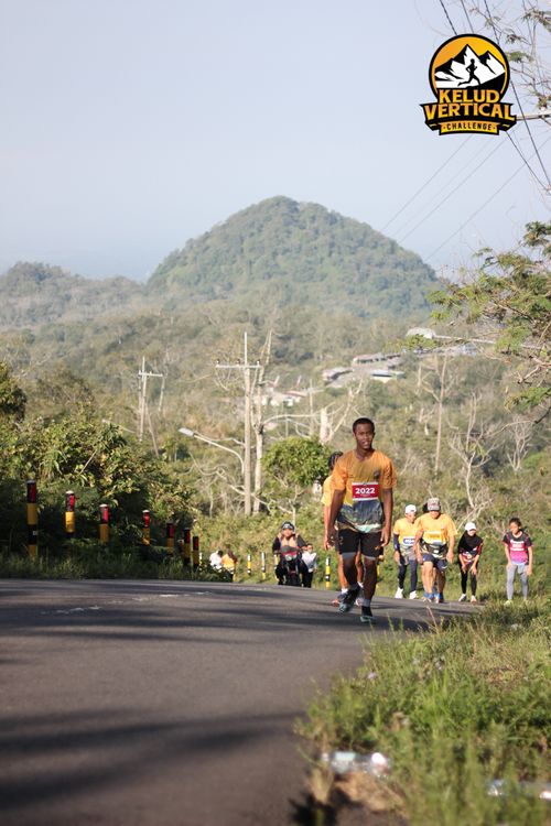 Race photo from Kelud Vertical Challenge 2024