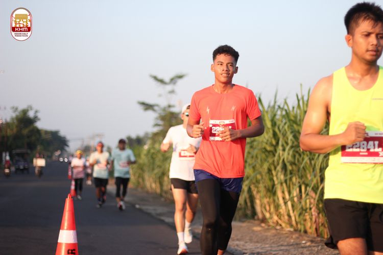 Race photo from Kediri Half Marathon 2024
