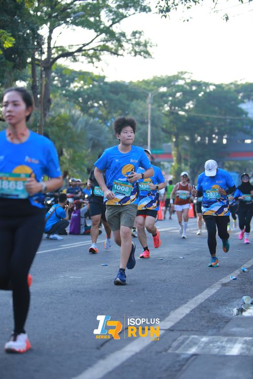 Race photo from Isoplus Run 2024 Surabaya