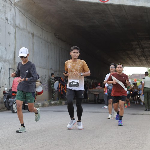Race photo from KEDIRI HALF MARATHON 2026