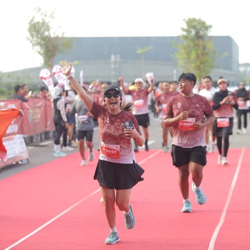 Race photo from KEDIRI HALF MARATHON 2026