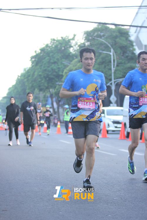 Race photo from Isoplus Run 2024 Surabaya