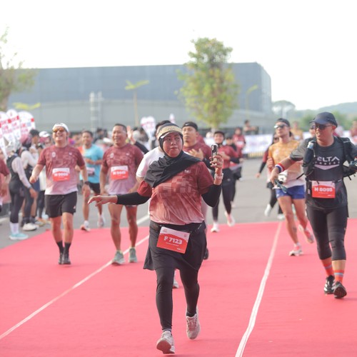 Race photo from KEDIRI HALF MARATHON 2026