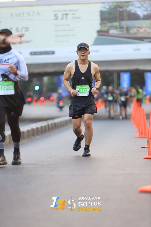 Race photo from SURABAYA ISOPLUS MARATHON 2025