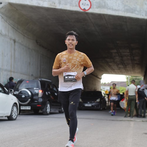 Race photo from KEDIRI HALF MARATHON 2026