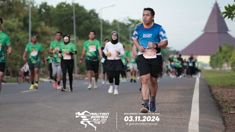 Race photo from Arutmin Borneo Run 2024