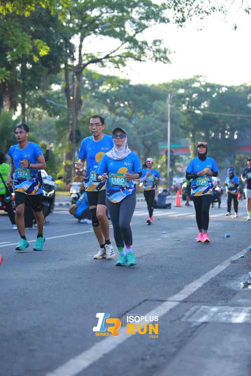 Race photo from Isoplus Run 2024 Surabaya
