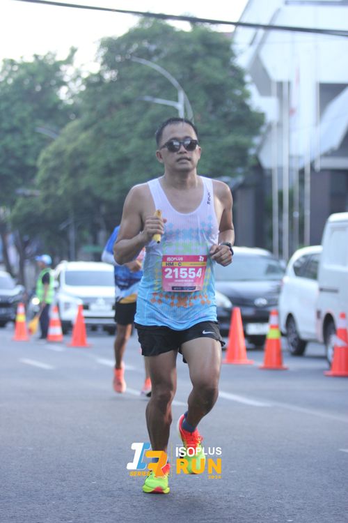 Race photo from Isoplus Run 2024 Surabaya