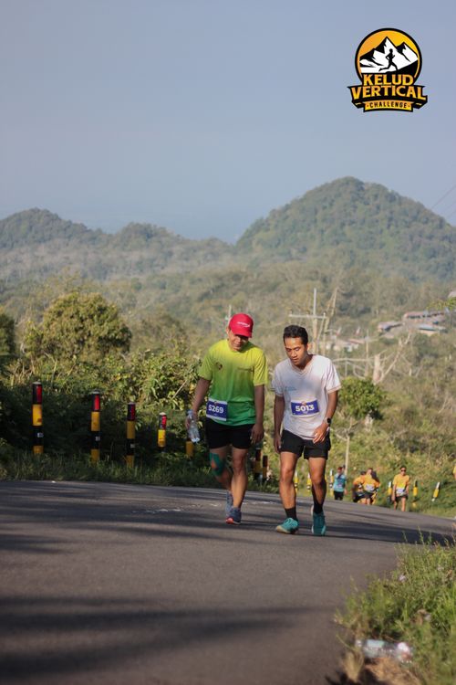 Race photo from Kelud Vertical Challenge 2024