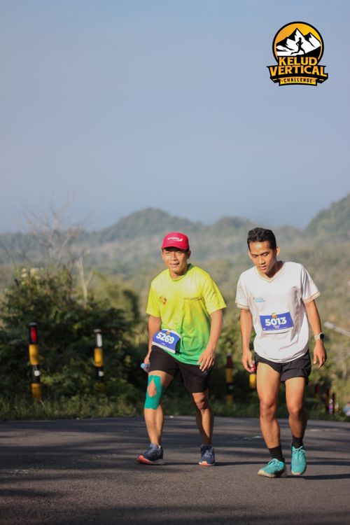 Race photo from Kelud Vertical Challenge 2024