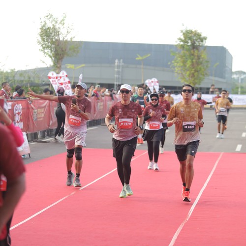 Race photo from KEDIRI HALF MARATHON 2026