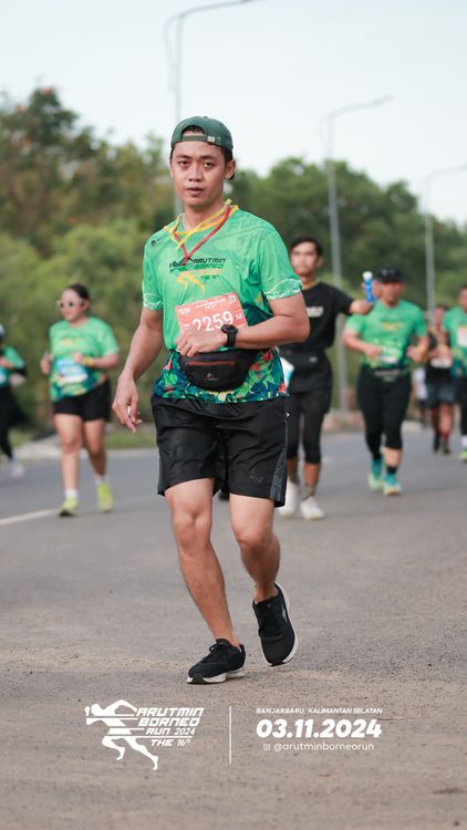 Race photo from Arutmin Borneo Run 2024