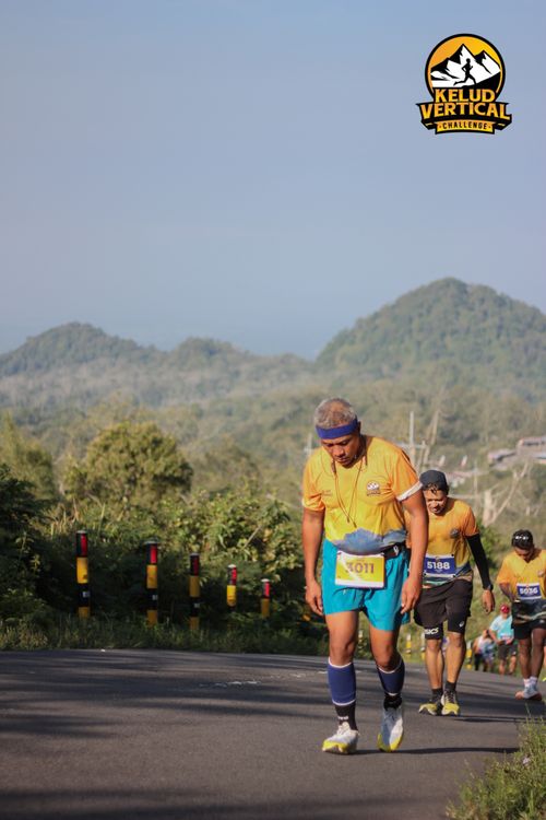 Race photo from Kelud Vertical Challenge 2024