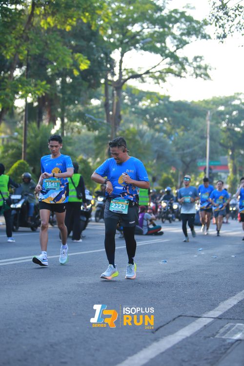 Race photo from Isoplus Run 2024 Surabaya