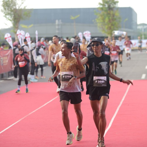Race photo from KEDIRI HALF MARATHON 2026