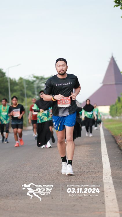 Race photo from Arutmin Borneo Run 2024