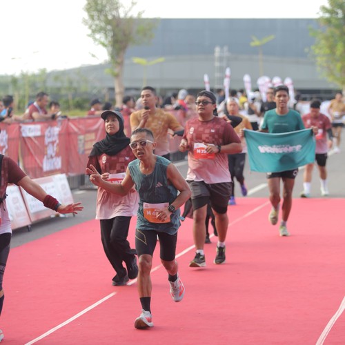 Race photo from KEDIRI HALF MARATHON 2026
