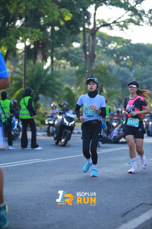 Race photo from Isoplus Run 2024 Surabaya