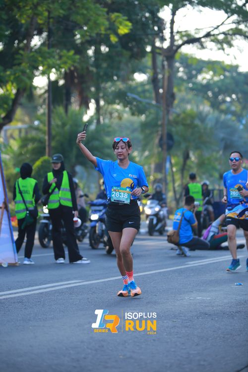 Race photo from Isoplus Run 2024 Surabaya
