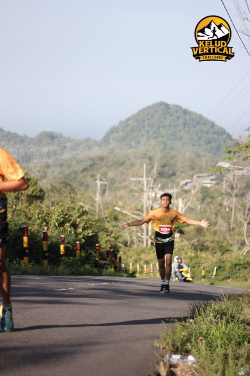 Race photo from Kelud Vertical Challenge 2024
