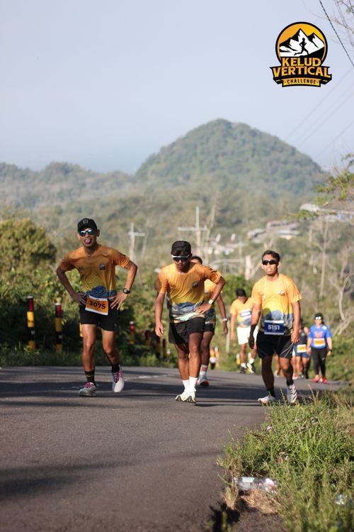 Race photo from Kelud Vertical Challenge 2024