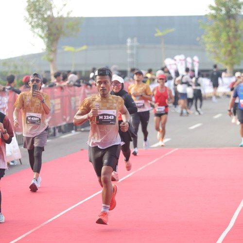 Race photo from KEDIRI HALF MARATHON 2026