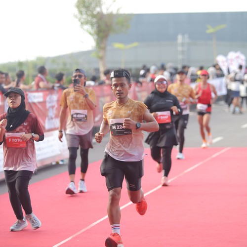 Race photo from KEDIRI HALF MARATHON 2026