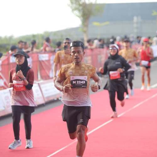 Race photo from KEDIRI HALF MARATHON 2026
