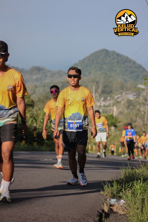Race photo from Kelud Vertical Challenge 2024